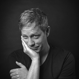 Bild: Jess Jochimsen und Francesco Wilking - Letzte Besorgungen