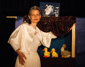 Bild: Das hässliche Entlein - Märchentheater für die ganze Familie (ab 4 Jahren)