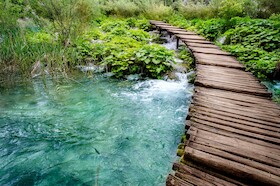 Bild: Gruppe Zeitlos - Tanz und Bewegungstheater - „Die drei Säulen des Seins“