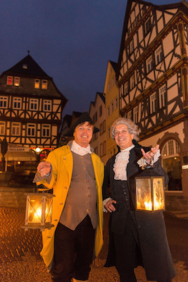 Bild: "Stadtgespräch bei Nacht" - Führung im Kostüm