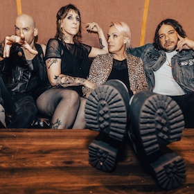 Bild: THE IRON ROSES - Molotov Nights Tour 2026