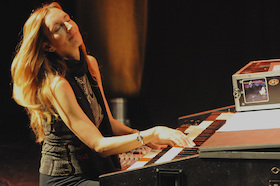 Bild: Magic Moments - Barbara Dennerlein
