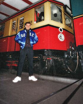 Bild: SHACKE ONE - Sternzeichen Boss Tour