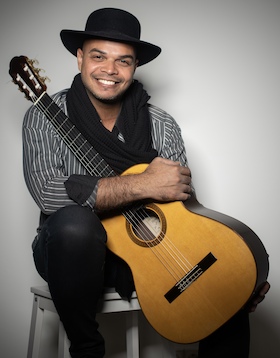 Bild: Marcel Powell - Master of Brazilian Guitar Gitarrenfestival Edersee