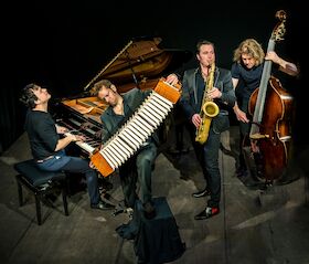 Bild: Quadro Nuevo - Musikalische Weltreise der Extraklasse