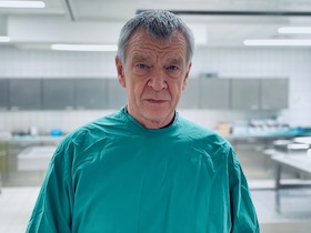 Bild: Rechtsmediziner Prof. Dr. Klaus Püschel & Staatsanwältin Annette Marquardt
