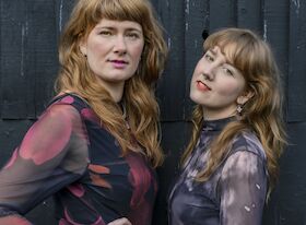 Bild: The Rheingans Sisters (England) | Weltmusik - Urban British Avantgarde Folk Duo aus Sheffield