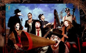 Bild: The Instant Voodoo Kit "We bring the fun...", Swing, Punk, Cabaret, Jahrmarkt, Varieté, New Orleans