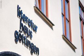 Bild: Letzter Auftritt: Nachruf auf die Artenvielfalt - Britta Walbrun und Matthias Jügler