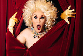 Bild: Elke Winter - Queen of Comedy