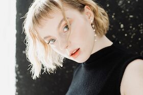 Bild: Stina Holmquist - live - „If All My Hopes Find Answers“ - Tour