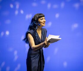 Bild: Dead vs. Alive Poetry Slam - Halloween-Special moderiert von Aileen Schneider