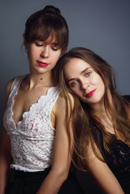 Bild: Duo Anastasia und Polina Churbanova präsentieren:  Der Nussknacker - Winterträume am Klavier