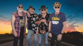 Bild: Creedence Clearwater Revived feat. Johnnie Guitar Williamson