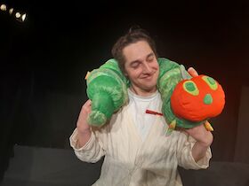 Bild: Die kleine Raupe Nimmersatt - Nach dem Bilderbuch von Eric Carle