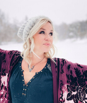 Bild: Winterkonzert mit Sofia Talvik