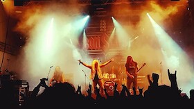 Bild: Downtown Live Club: Bon Scott - AC/DC Tributeband