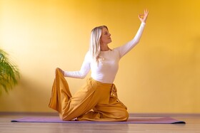 Bild: Yoga in der Buchhandlung