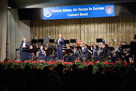 Bild: Weihnachtskonzert der U.S. Air Forces in Europe Band