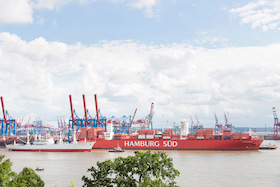 Bild: Hamburg Süd Gedenkfahrt Hamburg – Hamburg