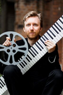 Bild: Filmvorführung „Von morgens bis mitternachts“ mit Klavierbegleitung von Richard Siedhoff