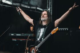 Bild: Ray Wilson - "Genesis Classic" | Teilbestuhlung