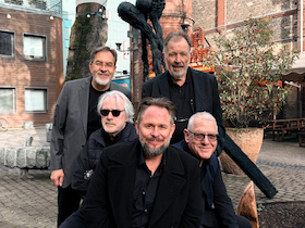 Bild: Beyond Genesis - The Era & The Solo Years