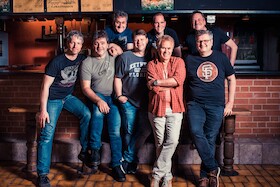 Bild: Tom Pfeiffer-Band   "Wohnzimmerkonzert - Tour 2027 "Wohnzimmerkonzert"