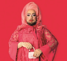 Bild: Drag & Druckerschwärze   – Miss Sara Jevos dragtastischer Büchersalon