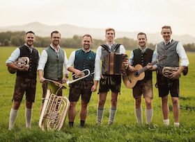 Bild: G'fühlsechte Tanzlmusik