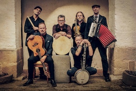 Bild: Fiddlers Green - 20 Years Of Drive Me Mad Tour 2027
