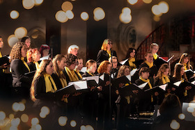 Bild: Traditionelles Weihnachtsliedersingen