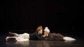 Bild: DÍRTZ Theatre "Short Stories" - 41. Internationales Pantomime Theater Festival
