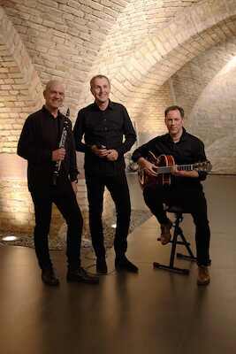 Bild: Brel, Brassens, Ferré: „Avec le temps – über die Endlichkeit des Glücks“