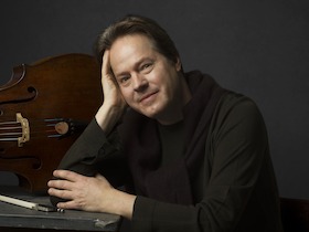Bild: Jan Vogler spielt Bach