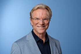 Bild: Wolfgang Lippert zu Gast beim Talk "Hör mal zu"