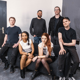 Bild: Easter Grooves mit DISGO - Hits aus Disco, Soul, Rock & Pop in neuem groovy Gewand zum Ostersonntag