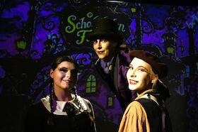 Bild: Weihnachten in der Schokoladenfabrik - Musical für Kinder und Erwachsene