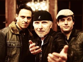Bild: Sonnie Ronnie & The Shotguns - Contemprorary Retro Groove
