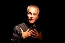 Bild: Überzeugende Körpersprache - Lebendiger Vortrag