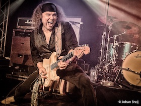 Bild: JULIAN SAS & BAND - feinster Bluesrock aus den Niederlanden!