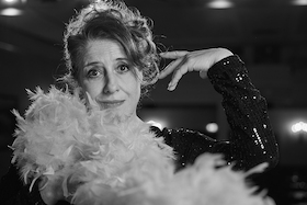 Bild: Luise Kinseher - MARY FROM BAVARY - Endlich SOLO!