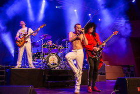 Bild: A NIGHT OF QUEEN - Best Of Queen