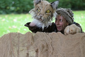 Bild: Das Theaterkarussell - Figuren aus Kinderbüchern spielen für Kinder ab 3 Jahren