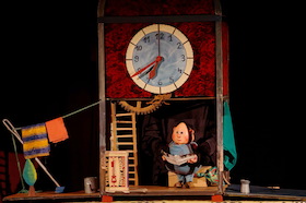 Bild: Die Geschichte von der kaputten Uhr (ab 4 1/2) - Moussong Theater mit Figuren