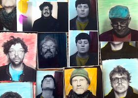 Bild: The Notwist - news from planet zombie tour