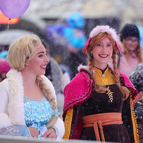 Bild: FROZEN – Disneystars On Ice - Glitzer, Eiszauber und königlicher Besuch aus Arendelle!