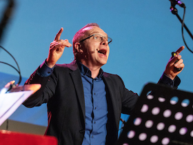 Bild: Das Oldenburger Rudelsingen - mit David Rauterberg und Philip Ritter