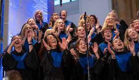 Bild: Gospelkonzert von Rejoice zu Gunsten des DRK im Kreis Gütersloh - Sing for Peace
