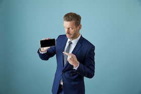 Bild: Florian Schroeder - Endlich glücklich